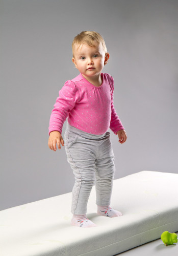Kvalitní latexová dětská matrace 120×60 – 4 vrstvy, antialergická, Aloe Vera