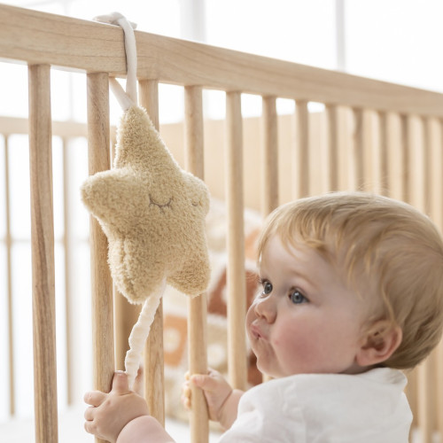 Hračka hudební Teddy hvězdička Nattou 25 cm, 0 m+
