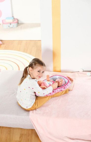 Baby born Hnízdečko