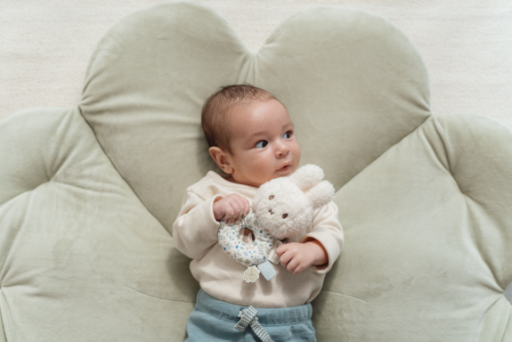 Chrastítko králíček Miffy Lucky Leaves Little Dutch
