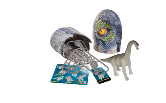 Figurka dinosaura ve vajíčku