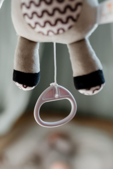 Natahovací hrací strojek plyš 30 cm závěs na postýlku/kočárek Babyted