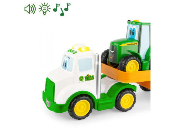 Traktor Johny s tahačem John Deere Kids