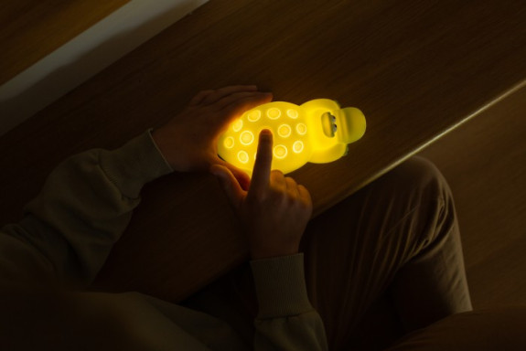 LED silikonová noční lampička Pop It Rgb se zvukem - krokodýl Mary's
