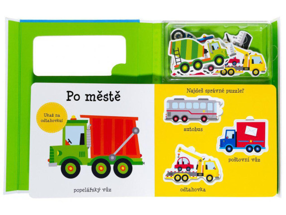 Malé dítě se učí Náklaďáky