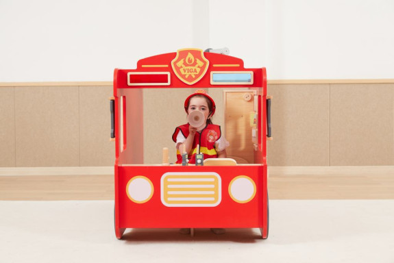 Dřevěné hasičské vozidlo velké Viga