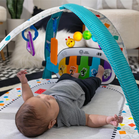 Postýlka s ohrádkou na hraní a klavírem 3 v 1 Kick & Snooze™ 0 m+ Baby Einstein