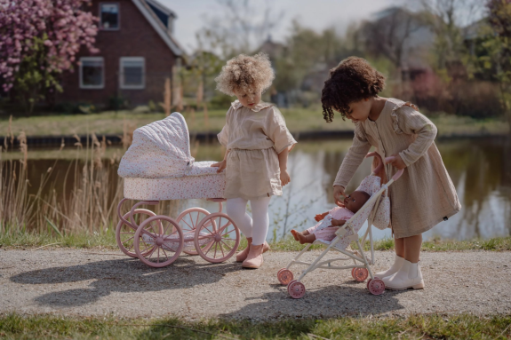 Kočárek pro panenky golfky skládací Soft Flowers Little Dutch