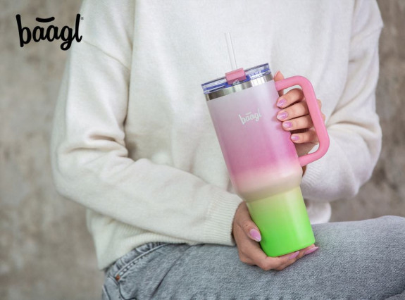 B-Cup Strawberry Matcha Baagl