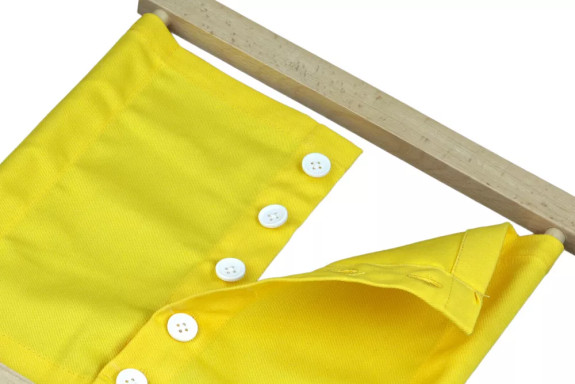 Zapínací rám - malé knoflíky Moyo Montessori