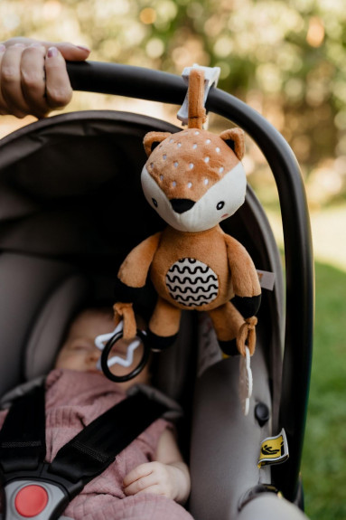 Natahovací hrací strojek plyš 30 cm závěs na postýlku/kočárek Babyted