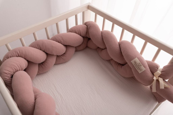 Mušelínový mantinel cop 200 cm Babymatex – chránič do postýlky