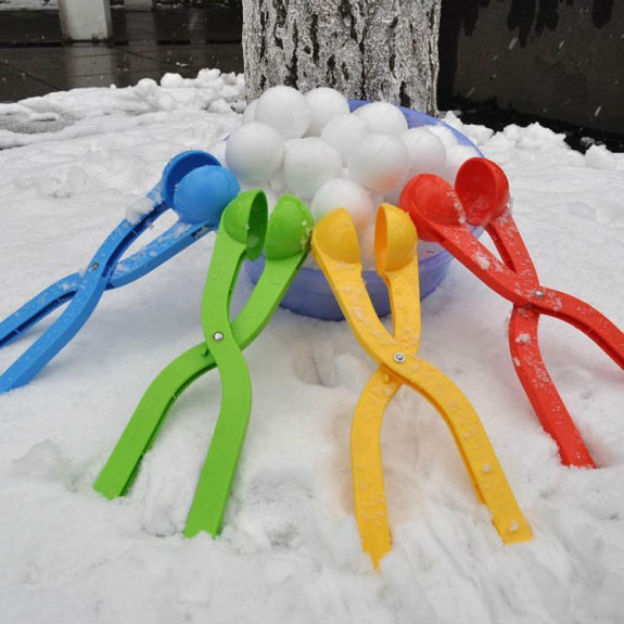 Tvořítko na sněhové koule plast mix barev 24 m+ Modrá