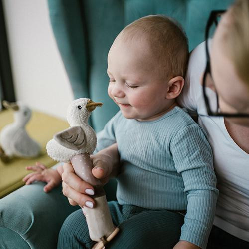 Hračka pískací s kousátkem Houska Zoe 3 m+ Babyono