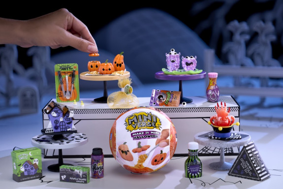MGA's Miniverse Mini Food Občerstvení Strašidelná série 2025
