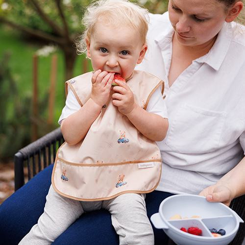 Nepromokavá zástěrka – bryndák Bear béžový BabyOno