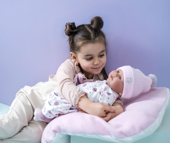 Mrkací realistická panenka miminko se zvuky a měkkým tělem 42 cm New born Llorens