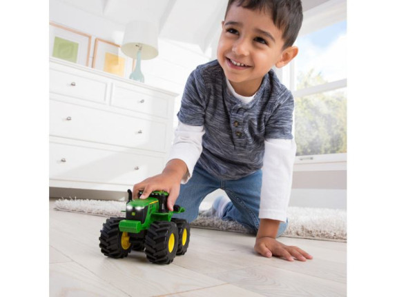 Traktor se světly a zvuky John Deere Kids
