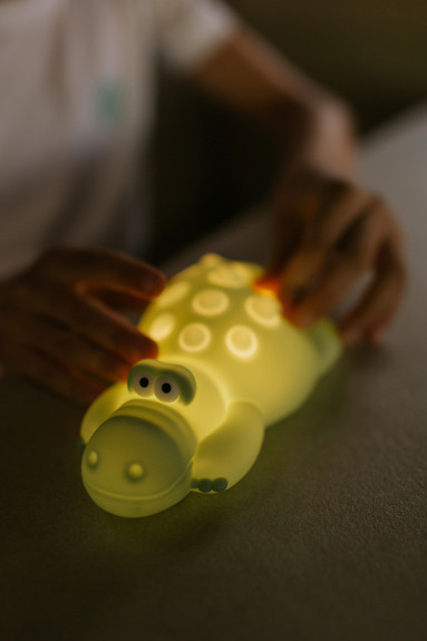 LED silikonová noční lampička Pop It Rgb se zvukem - krokodýl Mary's