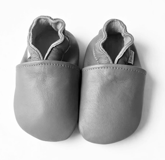 Kožené capáčky Barefoot s Anti-Slip podrážkou Vel. 18-24 měs. Hopi Go