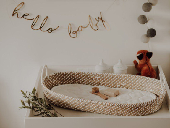 Přebalovací košík pro miminko Smart Basket natural + podložka Ahojbaby