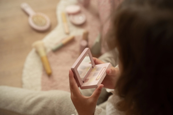 Kosmetická taštička s příslušenstvím Pink Little Dutch