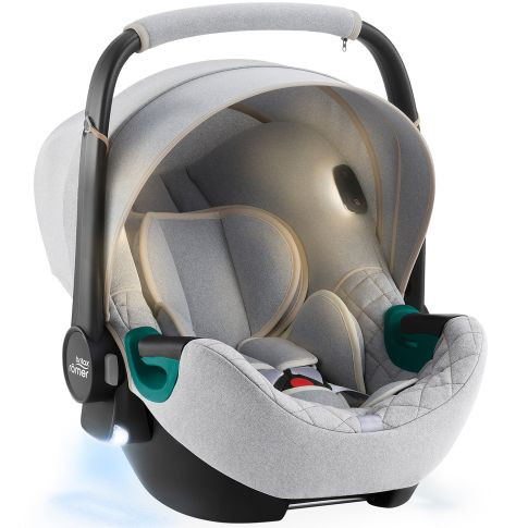 Autosedačka Baby-Safe iSense (0-13 kg)