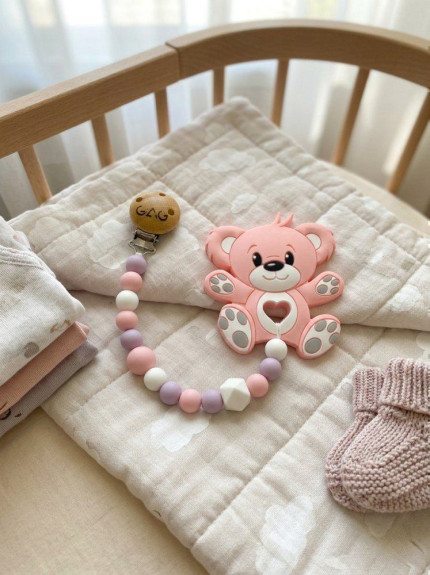 Hryzátko na klipu Méďa