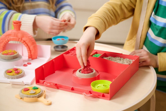 Výroba Pizzy Kinetic Sand