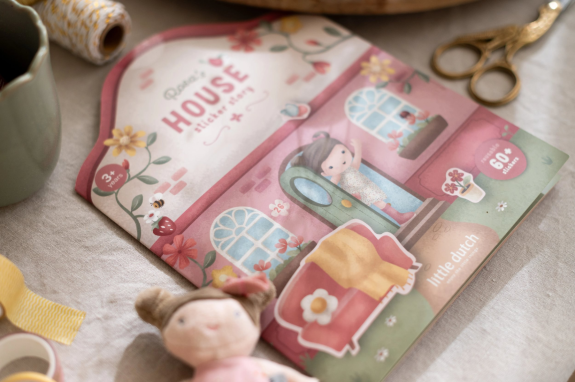 Knížka se samolepkami Dům Rosa Little Dutch