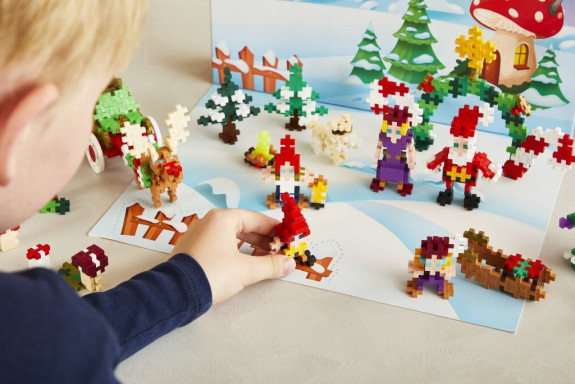 Adventní kalendář (600 ks) Plus-Plus