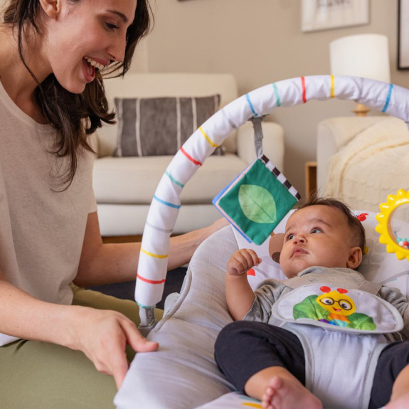 Lehátko hudební vibrující Dean's Discovery Spot™ 0 m+ do 9 kg Baby Einstein