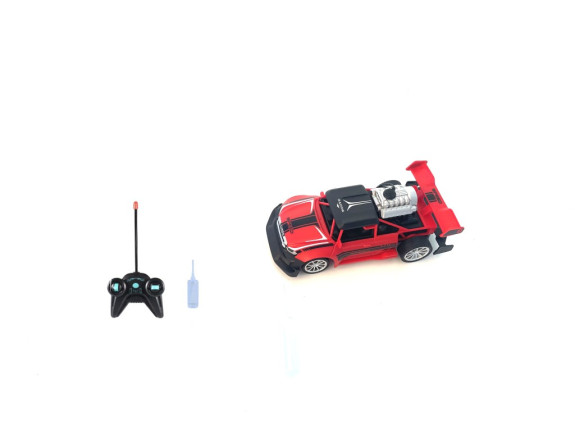 Auto RC 1:20 s efektem kouře