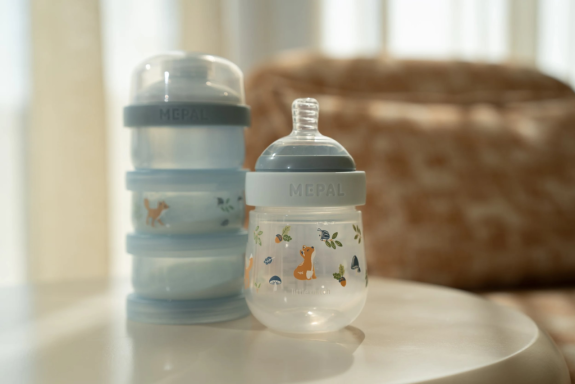 Kojenecké láhve 165 ml + 240 ml + 2 savičky Little Dutch