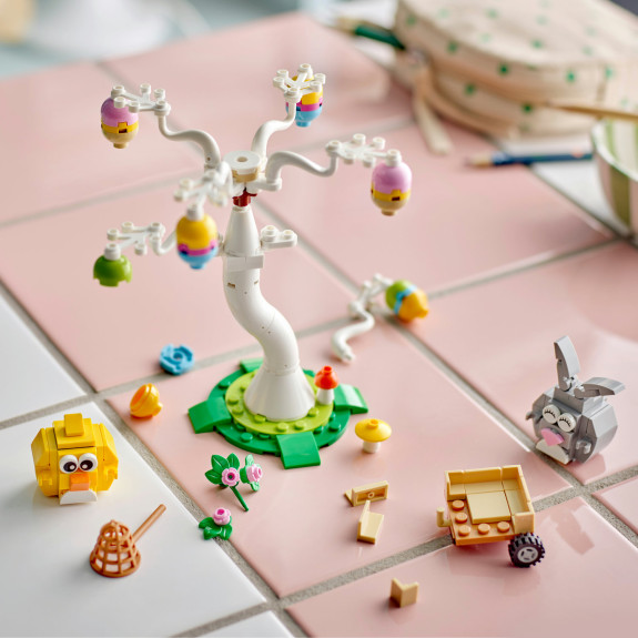 Velikonoční zajíček, kuřátko a sběr vajíček Lego
