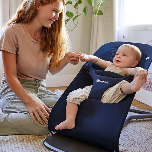 Lehátko Evolve Ergobaby