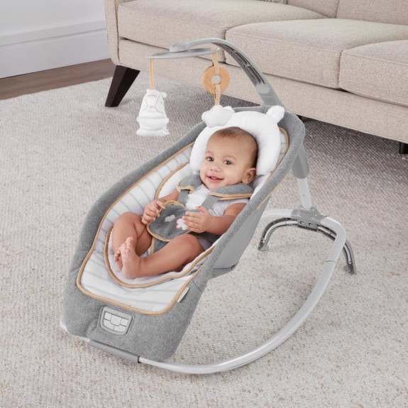 Houpátko vibrující s melodií Boutique 0m+,
do 18 kg