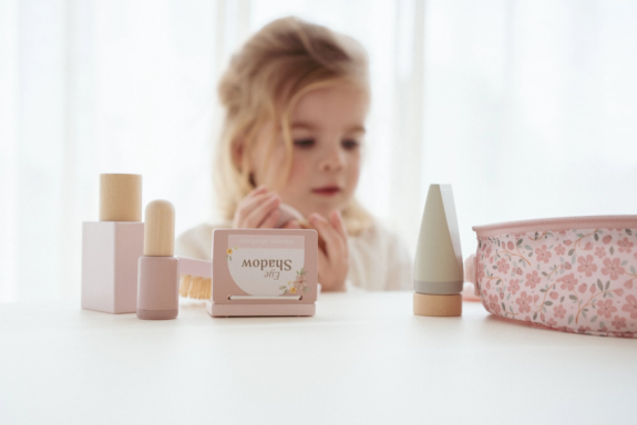 Kosmetická taštička s příslušenstvím Pink Little Dutch