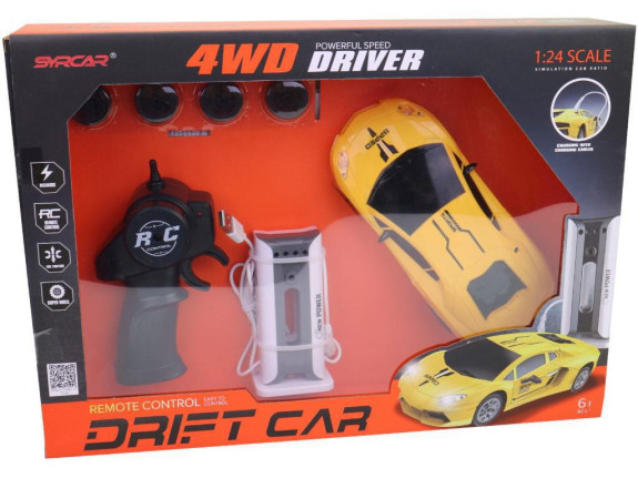 Elektroauto na ovládání s vyměnitelnými koly a funkcí driftování