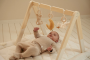 Dřevěná hrazdička Newborn Naturals Little Dutch
