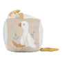 Kostka textilní s aktivitami Newborn Naturals Little Dutch
