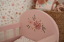 Postýlka pro panenky dřevěná s peřinkou Pink Little Dutch